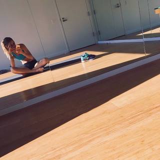 Mallory Edens feet photo 20