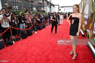 Mallory Edens feet photo 20