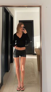 Mallory Edens feet photo 6