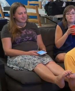 Mallory Georg feet photo 17