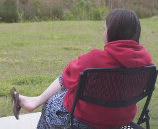 Mallory Georg feet photo 15