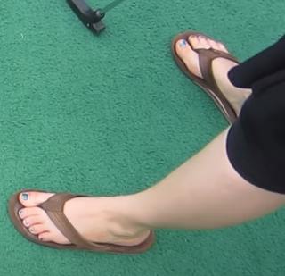 Mallory Georg feet photo 8