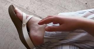 Mallory Georg feet photo 16