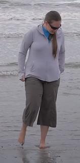 Mallory Georg feet photo 15
