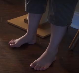 Mallory Georg feet photo 14