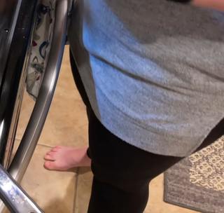 Mallory Georg feet photo 2