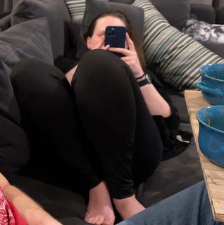Mallory Georg feet photo 13