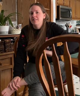 Mallory Georg feet photo 8