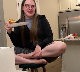 Mallory Georg feet photo 18