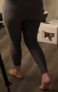 Mallory Georg feet photo 13