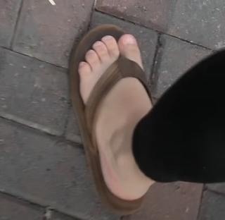 Mallory Georg feet photo 11