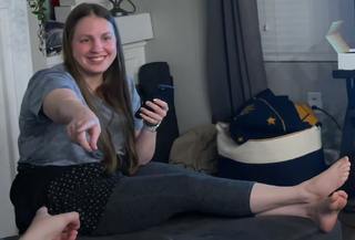 Mallory Georg feet photo 6