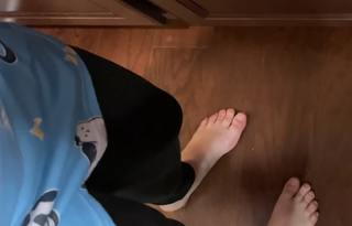 Mallory Georg feet photo 16