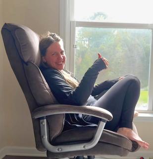 Mallory Georg feet photo 10