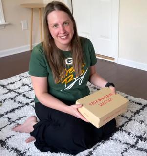 Mallory Georg feet photo 8
