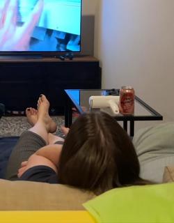 Mallory Georg feet photo 7
