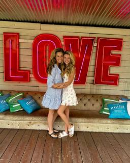 Mallory James Mahoney feet photo 6