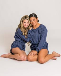 Mallory James Mahoney feet photo 4