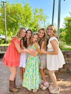 Mallory James Mahoney feet photo 17