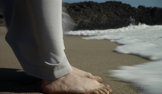 Mallory Jansen feet photo 10