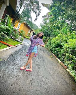 Malti Chahar feet photo 4