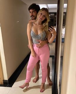 Malu Rodrigues feet photo 2