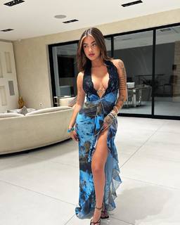 Malu Trevejo feet photo thumbnail