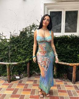Malu Trevejo feet photo thumbnail