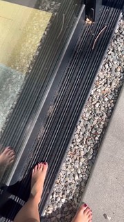 Malu Trevejo feet photo thumbnail