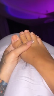 Malu Trevejo feet photo thumbnail