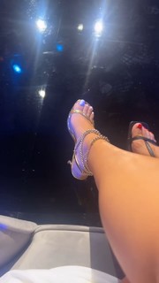 Malu Trevejo feet photo thumbnail