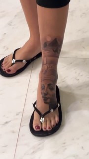 Malu Trevejo feet photo thumbnail