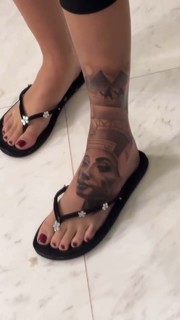 Malu Trevejo feet photo thumbnail