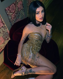Malu Trevejo feet photo thumbnail