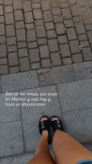 Malu Trevejo feet photo thumbnail