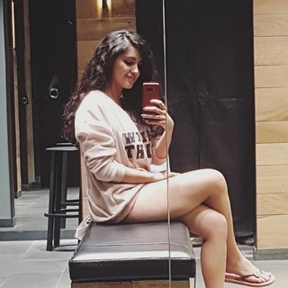 Malvika Sharma feet photo 14