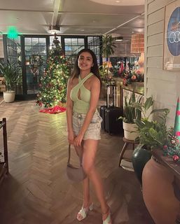 Malvika Sharma feet photo 15