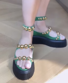 Malwina Wedzikowska feet photo 4