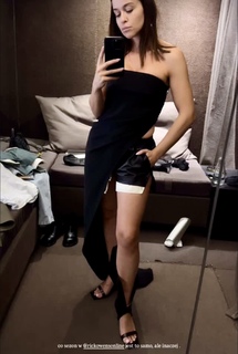 Malwina Wedzikowska feet photo 3