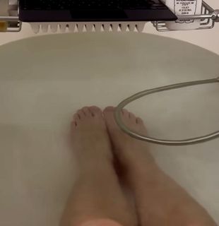 Malwina Wedzikowska feet photo 12