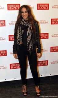 Malú feet photo 18