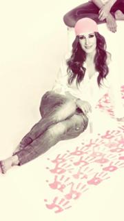 Malú feet photo 19