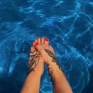 Malú feet photo 17