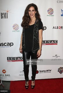 Malú feet photo 19