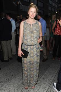 Mamie Gummer feet photo 9