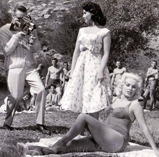 Mamie Van Doren feet photo 3