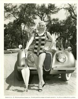 Mamie Van Doren feet photo 2