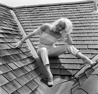 Mamie Van Doren feet photo 11