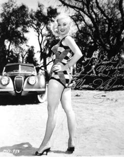 Mamie Van Doren feet photo 6
