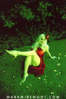 Mamie Van Doren feet photo 8